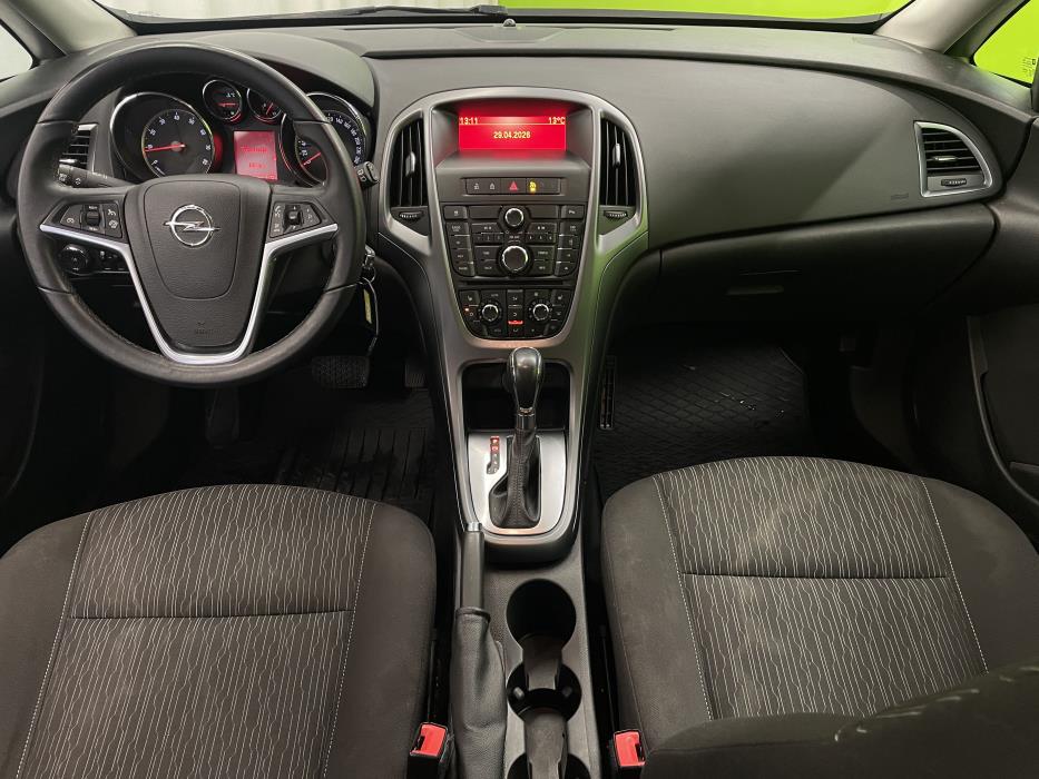 Opel Astra 2013
