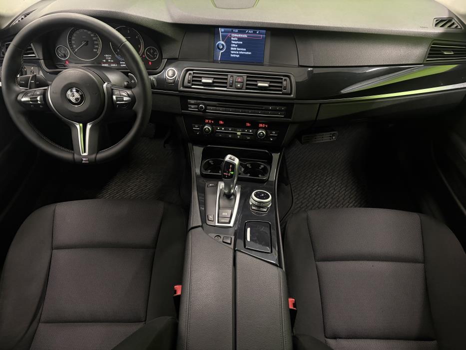 BMW 520 2010