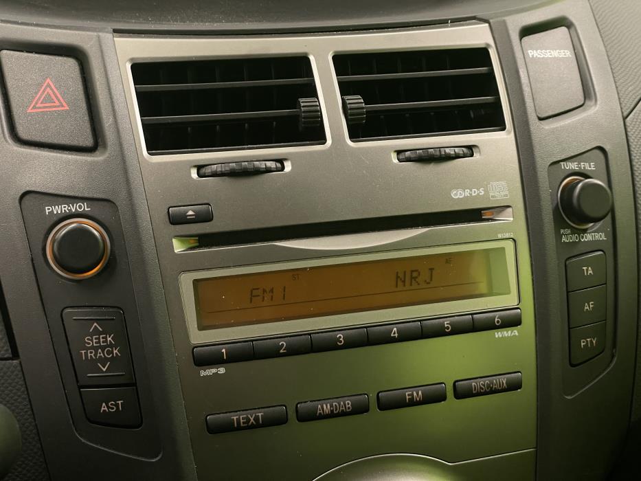 Toyota Yaris 2011