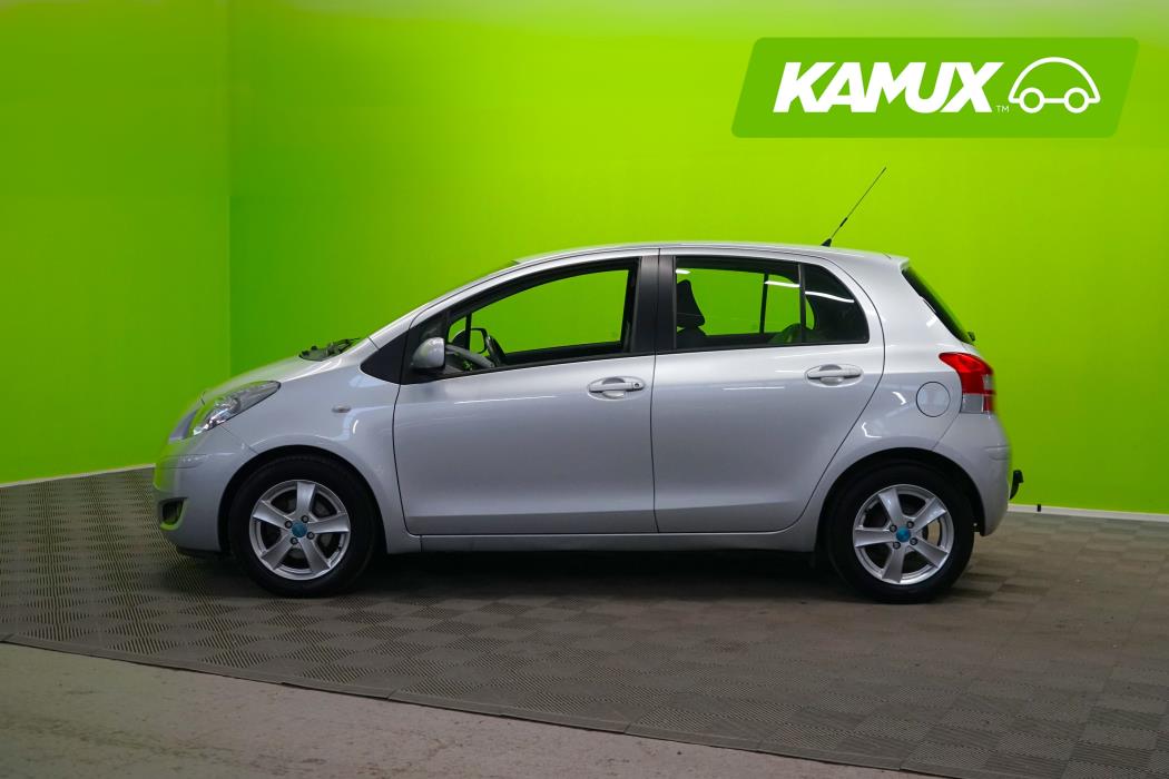 Toyota Yaris 2011