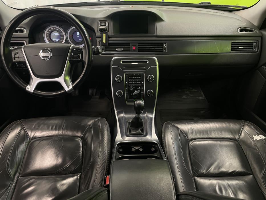Volvo V70 2011