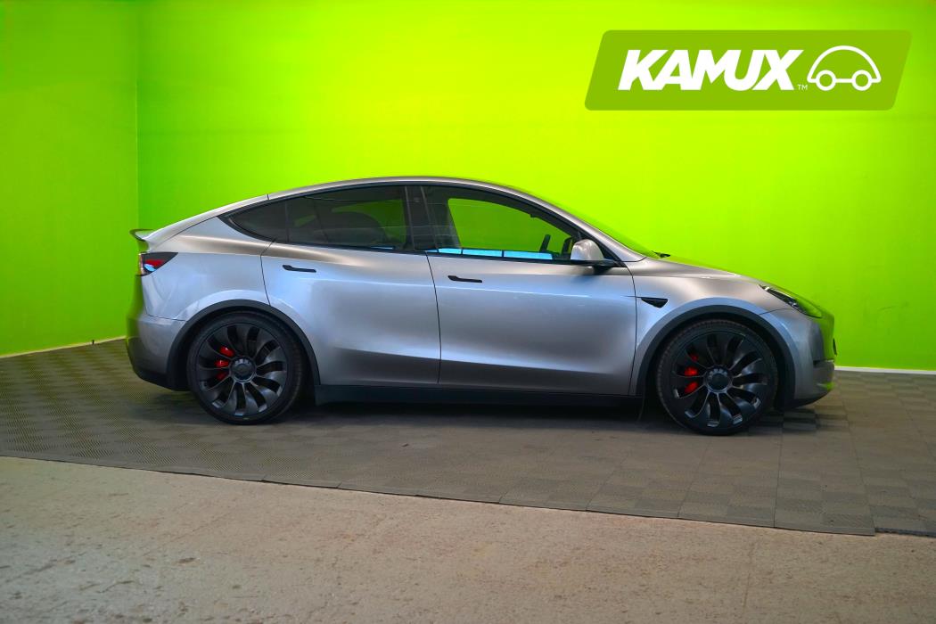 Tesla Model Y 2023