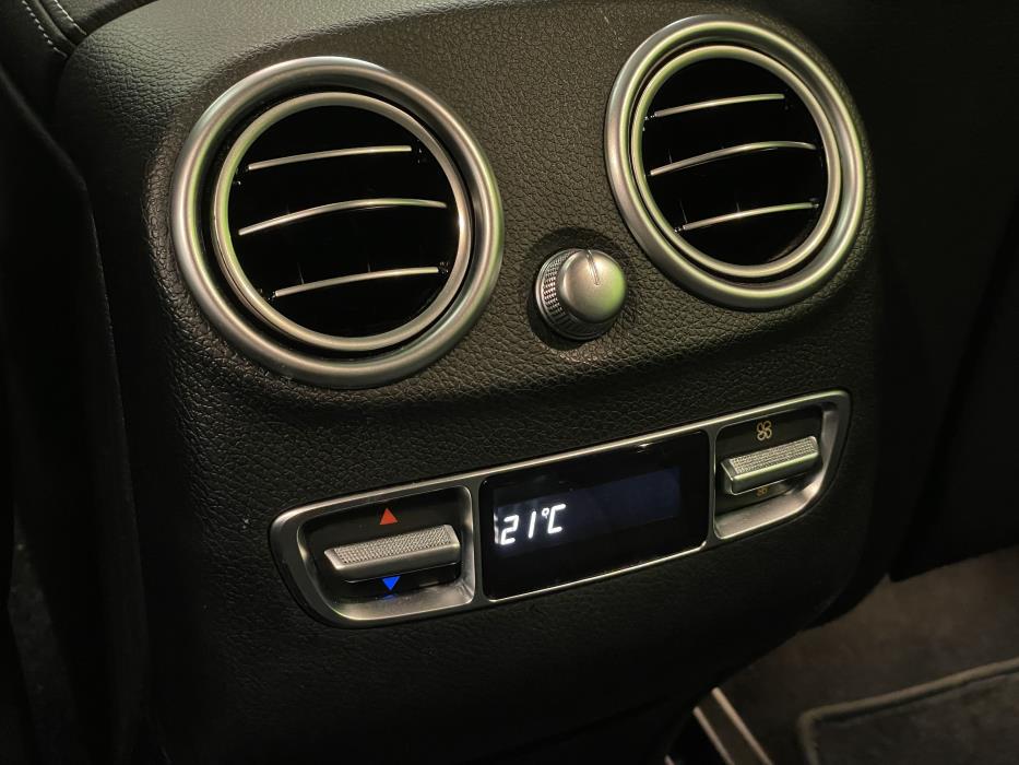 Mercedes-Benz EQC 2021