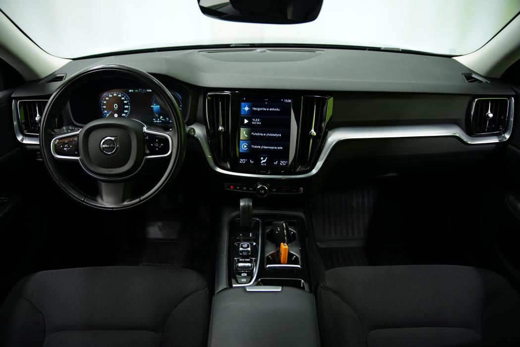Volvo V60 2021