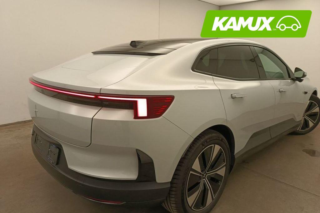 Polestar 4 2025