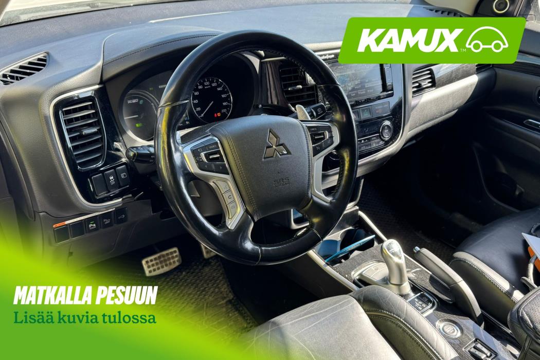 Mitsubishi Outlander PHEV 2016
