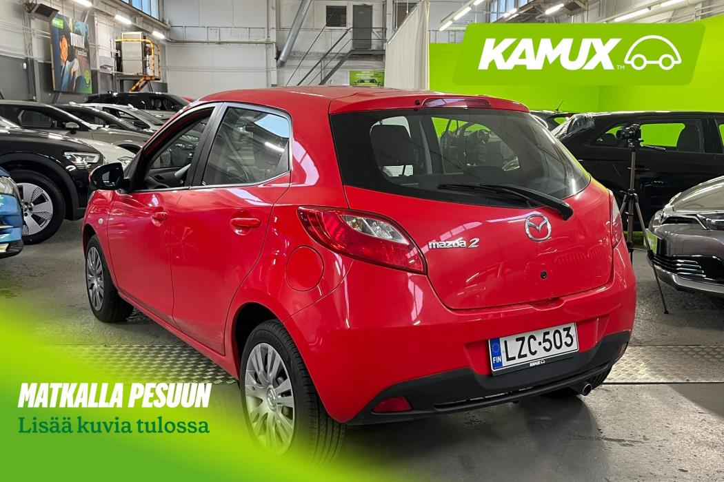 Mazda 2 2011