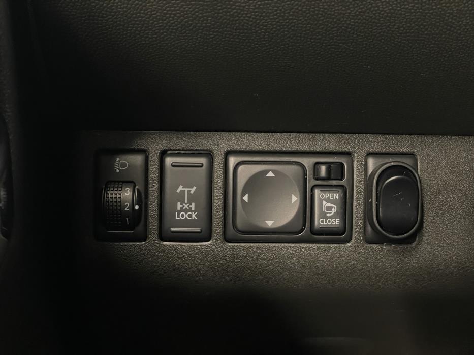 Nissan Navara 2011