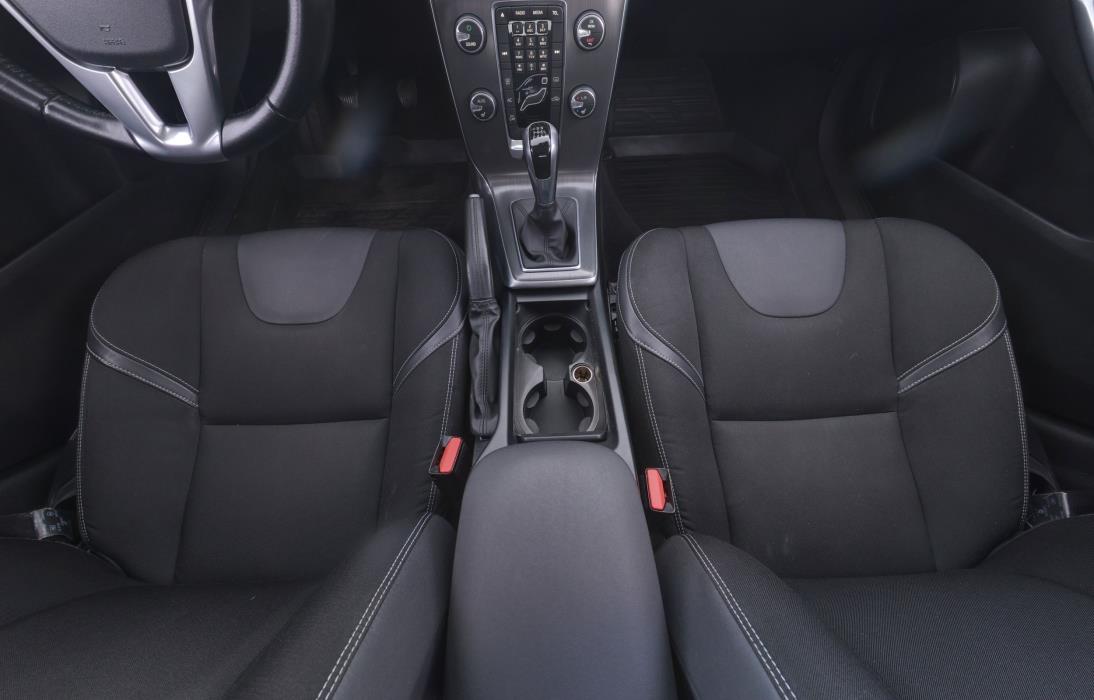 Volvo V40 2016