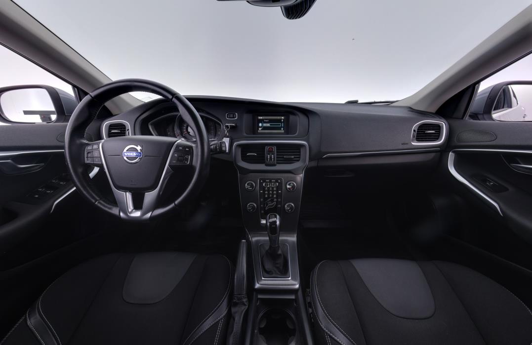 Volvo V40 2016