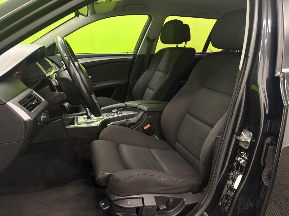 BMW 520 2010