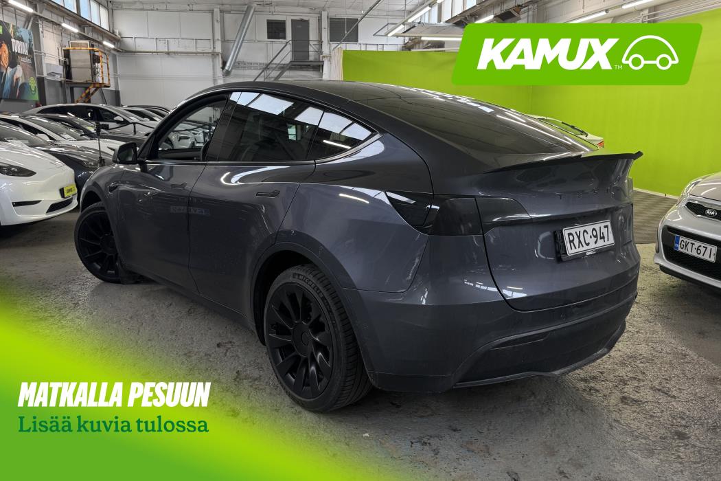 Tesla Model Y 2021