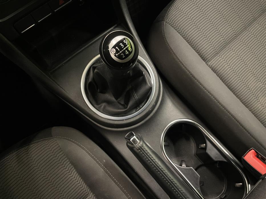 Volkswagen Beetle 2012