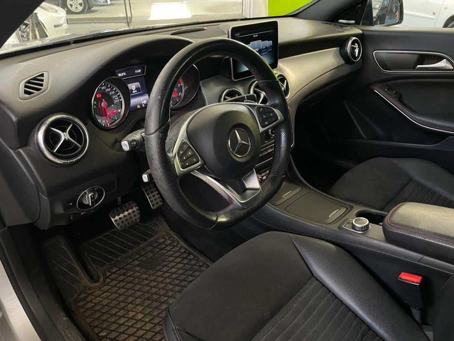 Mercedes-Benz CLA 2015