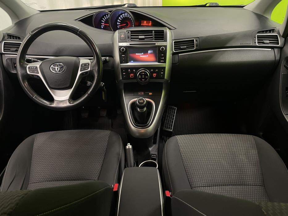 Toyota Verso 2015
