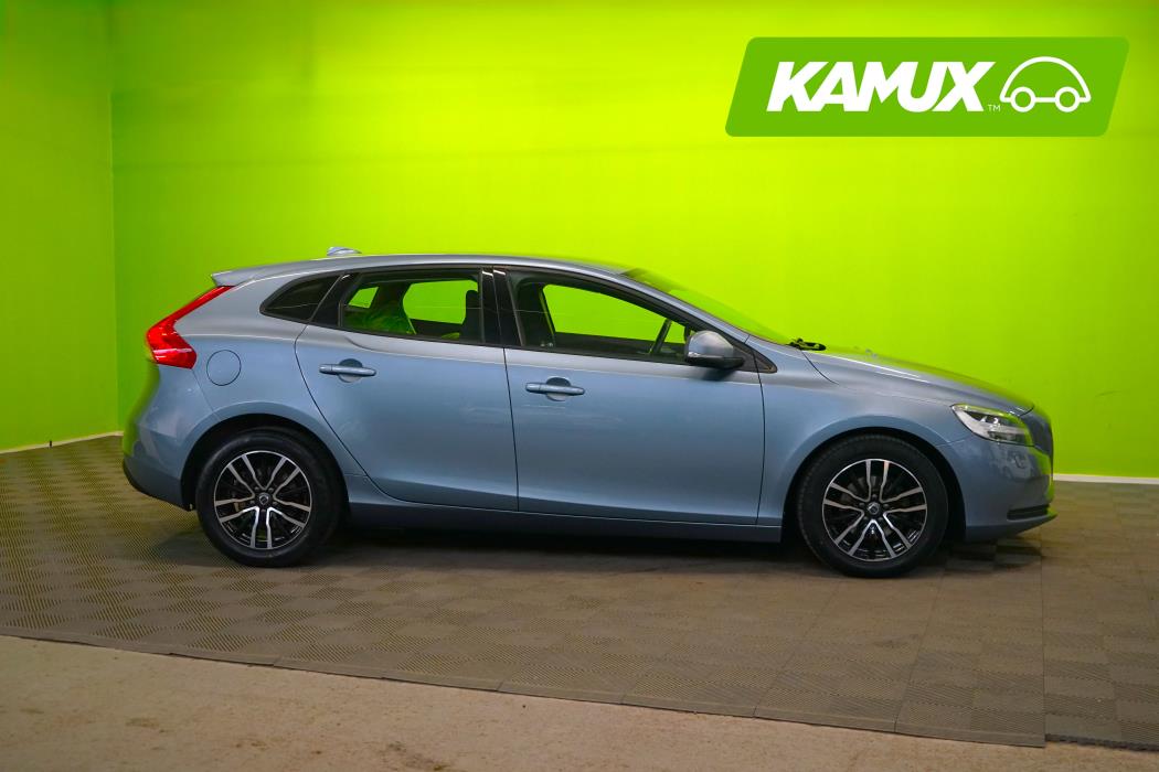 Volvo V40 2018