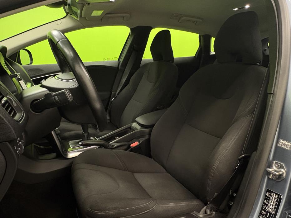 Volvo V40 2018