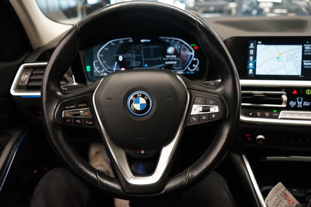 BMW 320 2022