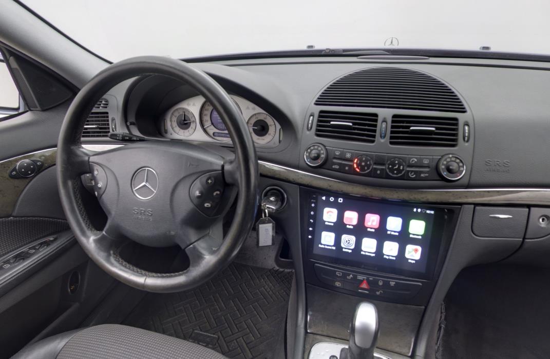 Mercedes-Benz E 2004