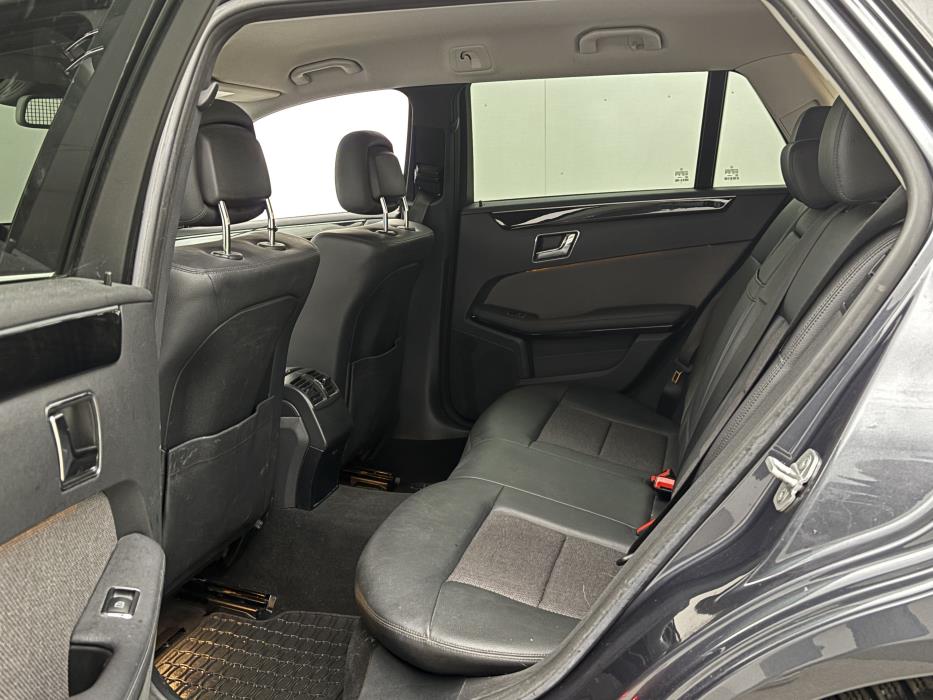 Mercedes-Benz E 2010