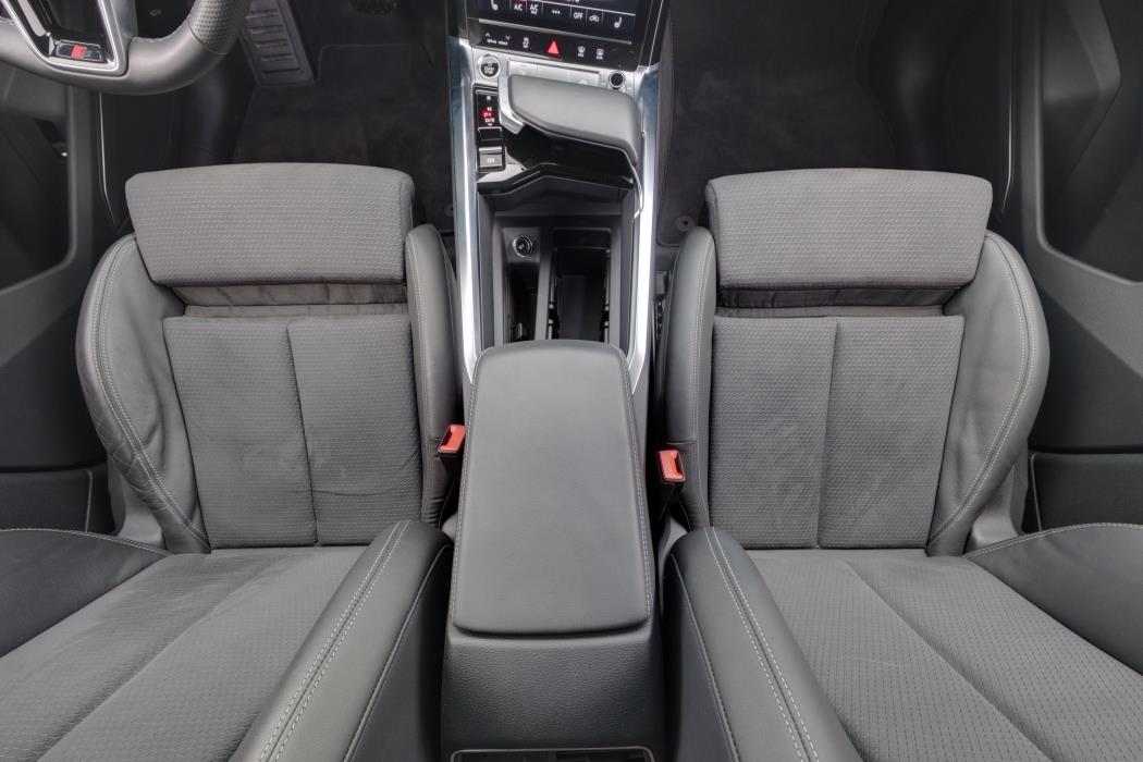 Audi e-tron 2023