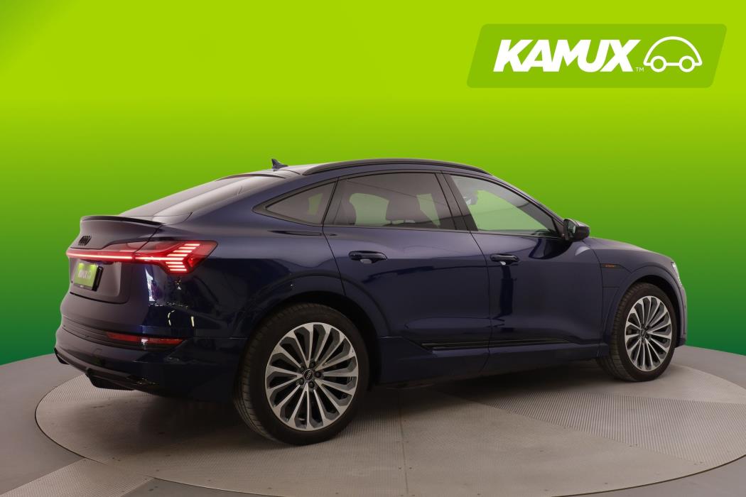 Audi e-tron 2023