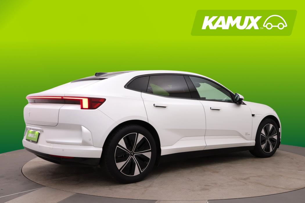 Polestar 4 2025