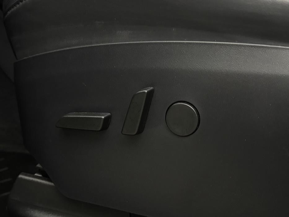 Tesla Model X 2020