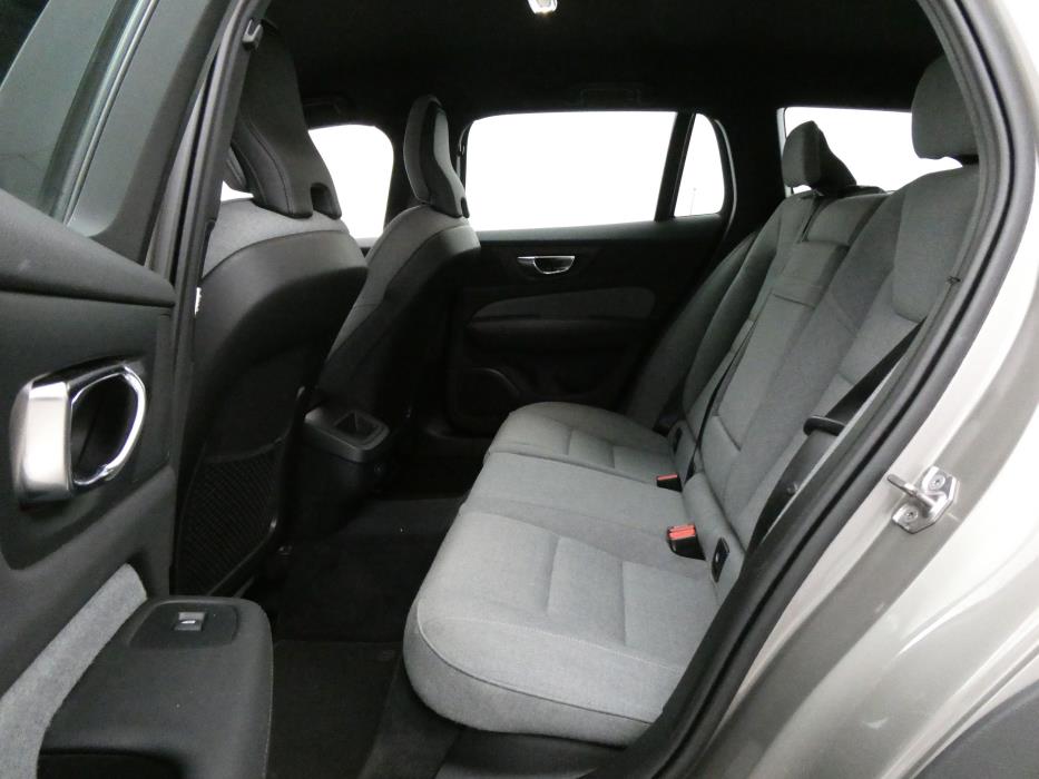 Volvo V60 Cross Country 2022