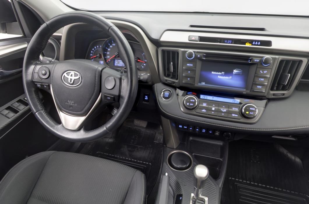 Toyota RAV4 2015