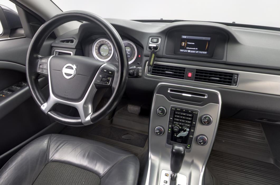 Volvo V70 2012
