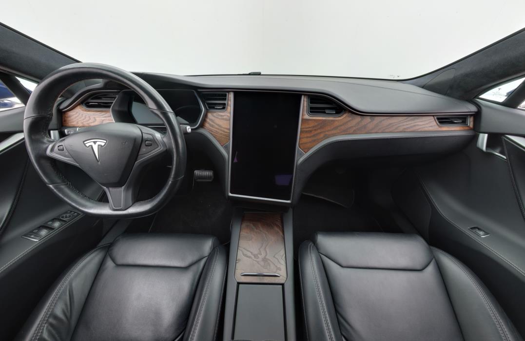 Tesla Model S 2019