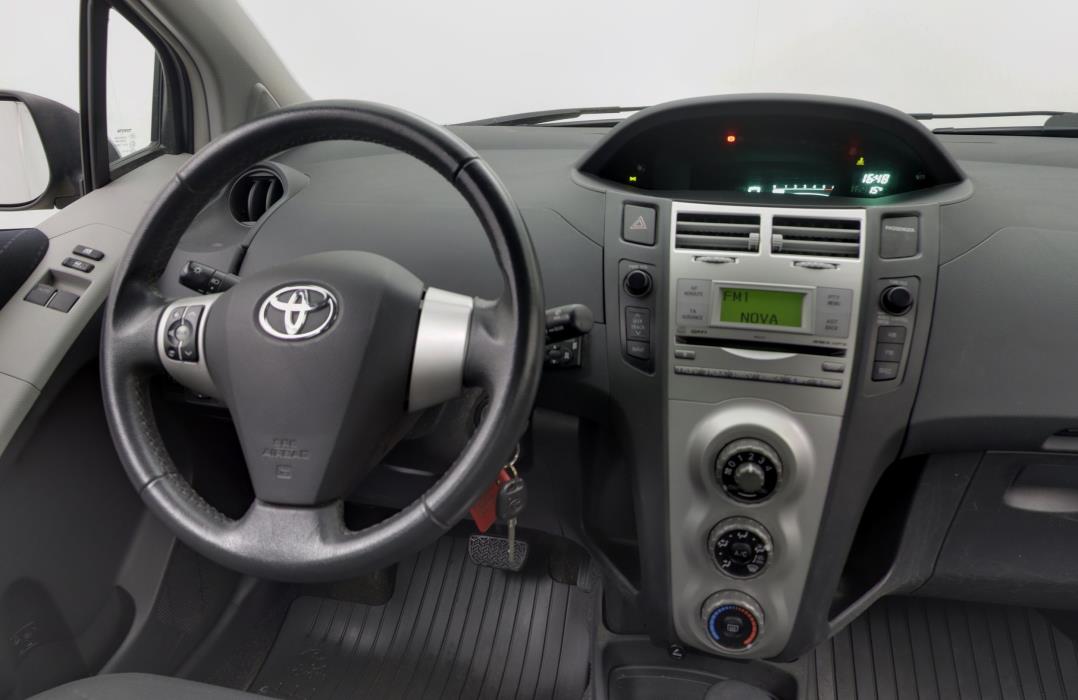 Toyota Yaris 2008