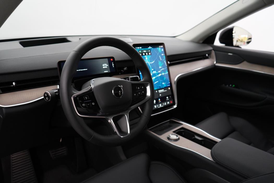 Volvo EX90 2025