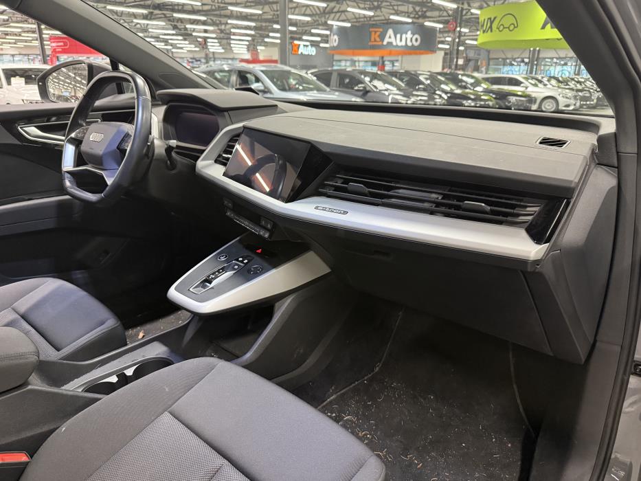 Audi Q4 e-tron 2023