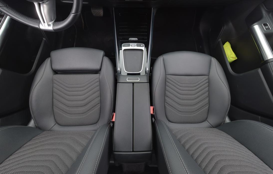 Mercedes-Benz EQA 2024