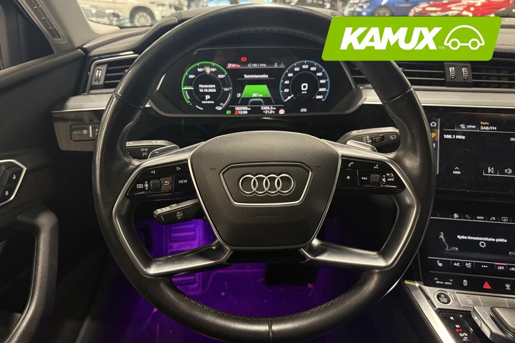 Audi e-tron 2021