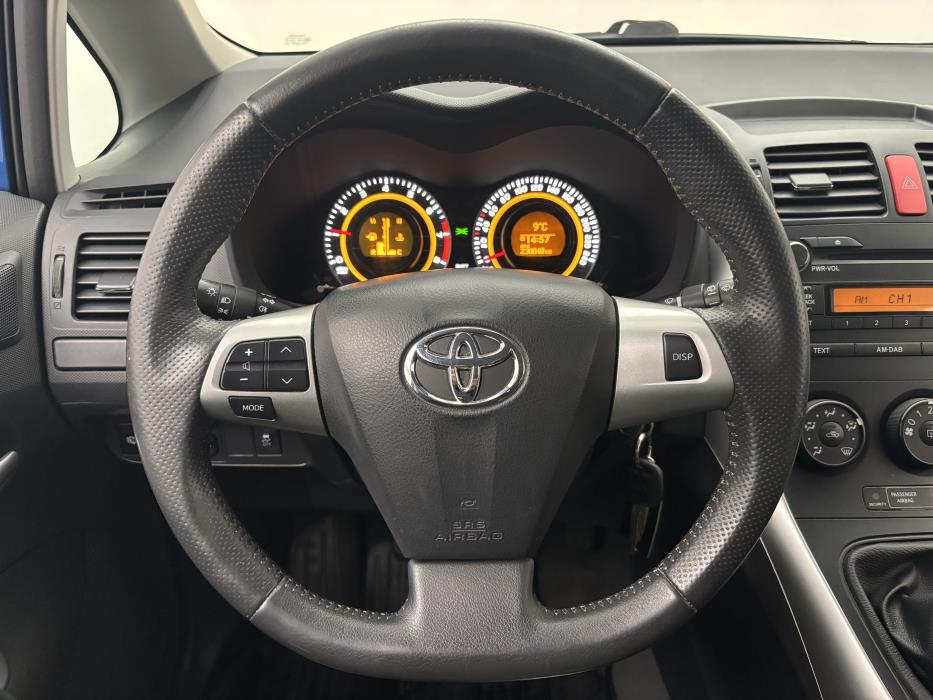 Toyota Auris 2010
