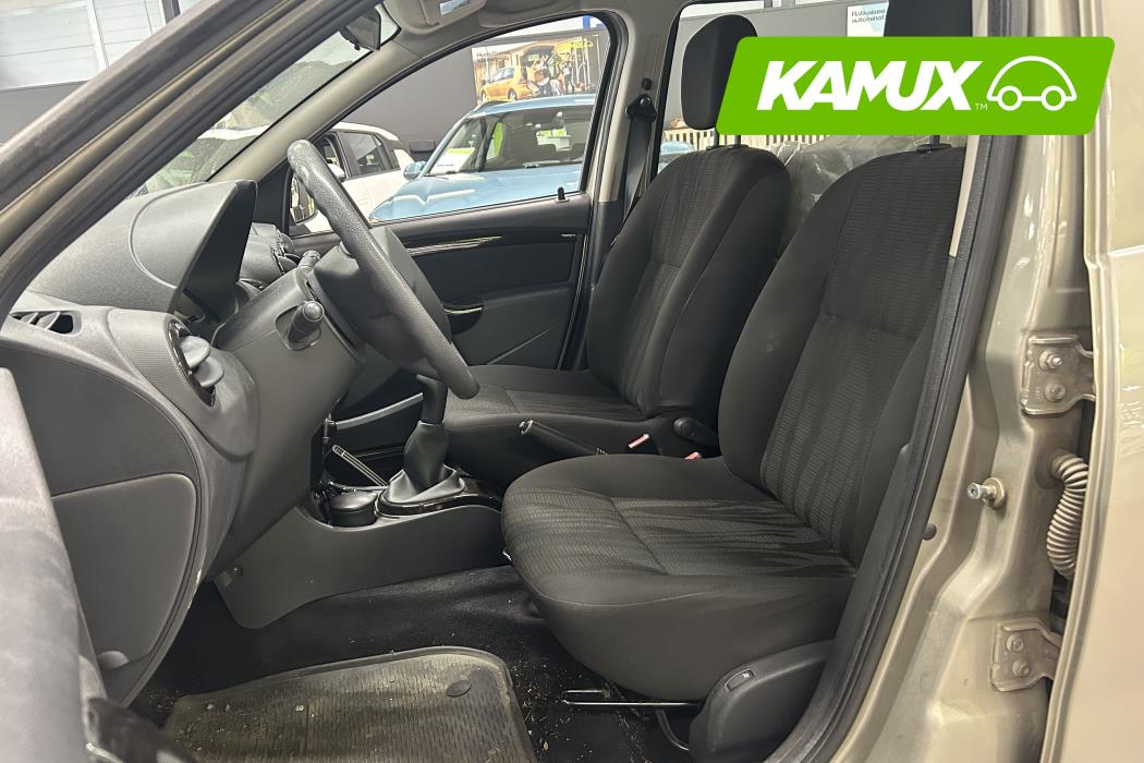 Dacia Duster 2012