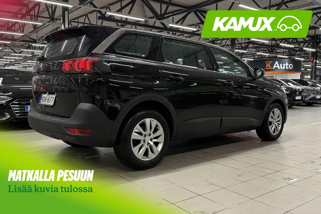 Peugeot 5008 2021