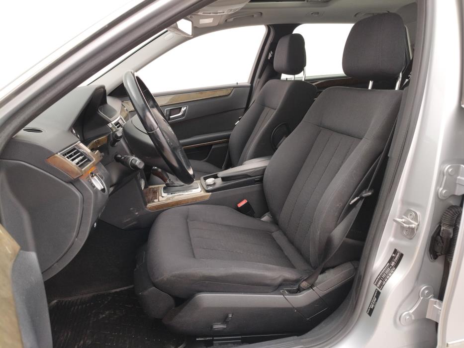 Mercedes-Benz E 2011