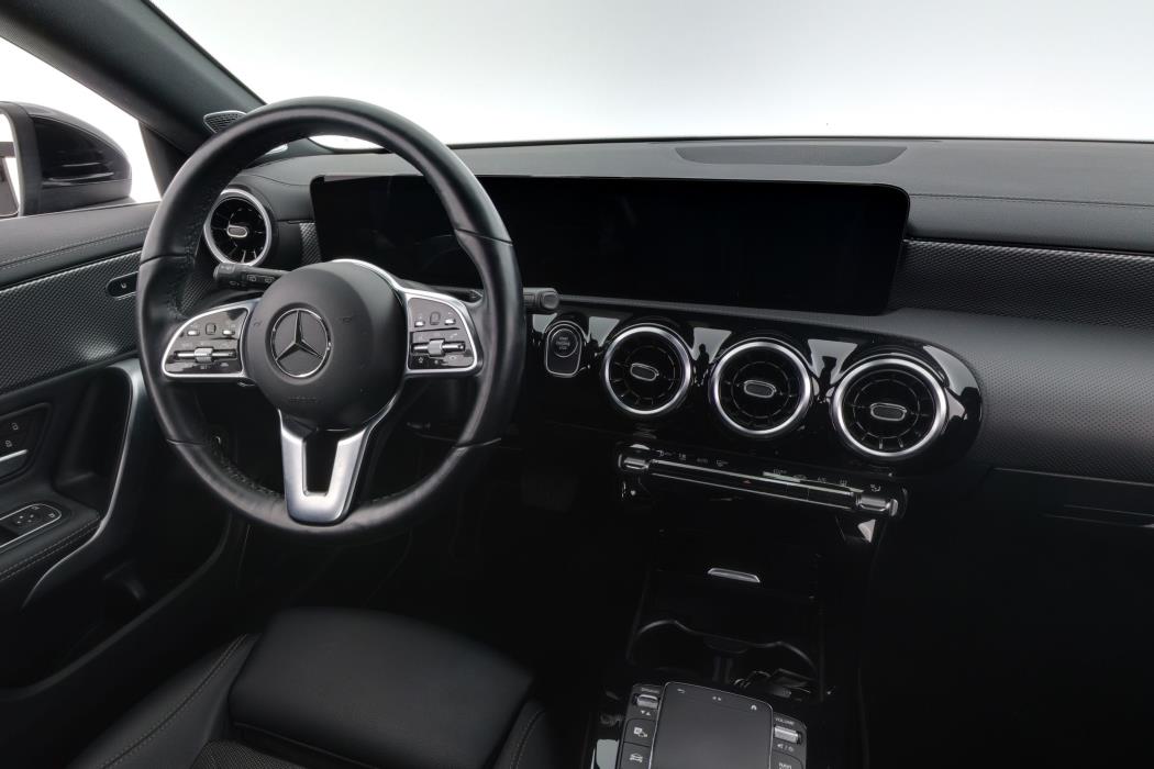 Mercedes-Benz CLA 2023