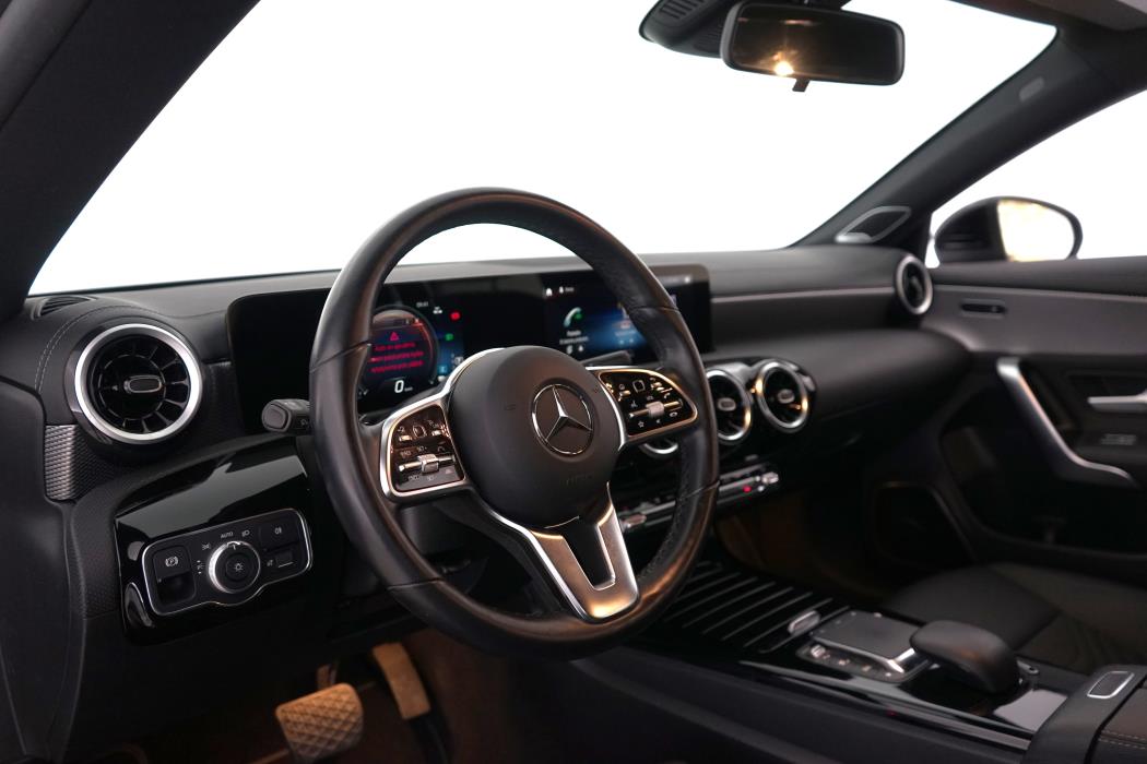 Mercedes-Benz CLA 2023