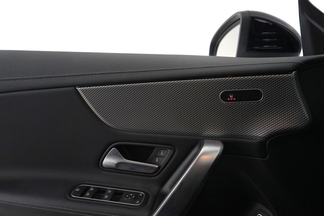 Mercedes-Benz CLA 2023