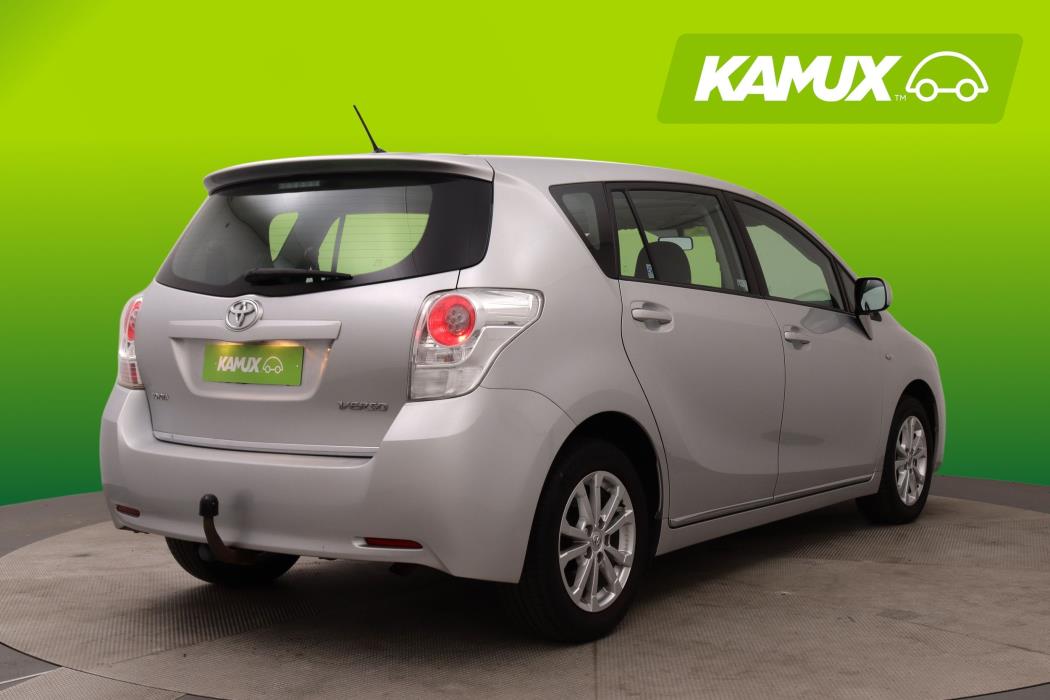 Toyota Verso 2010
