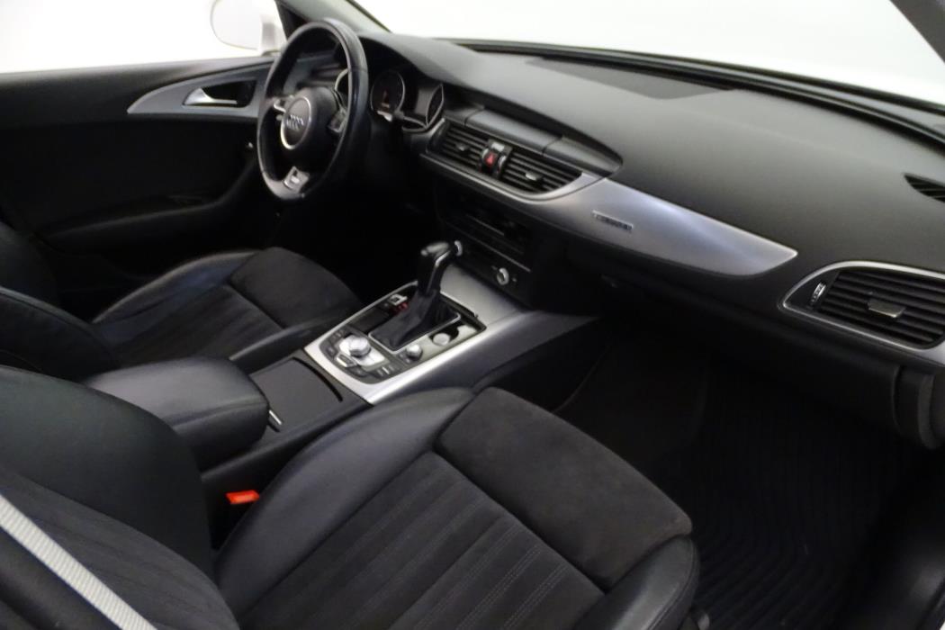 Audi A6 allroad quattro 2015