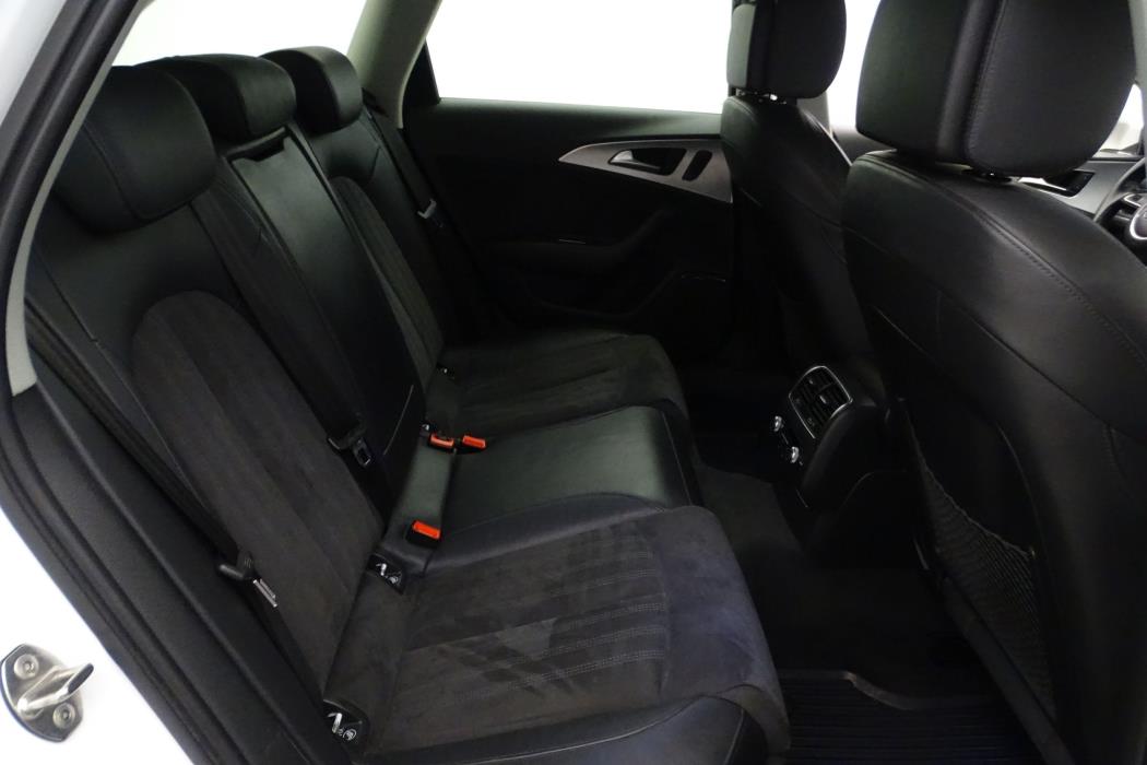 Audi A6 allroad quattro 2015