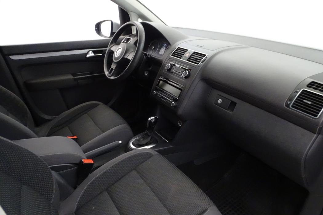 Volkswagen Touran 2011