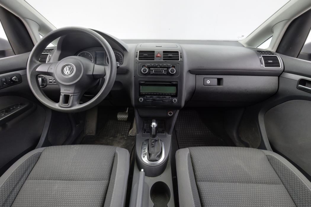 Volkswagen Touran 2011
