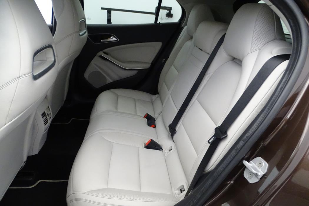 Mercedes-Benz GLA 2014